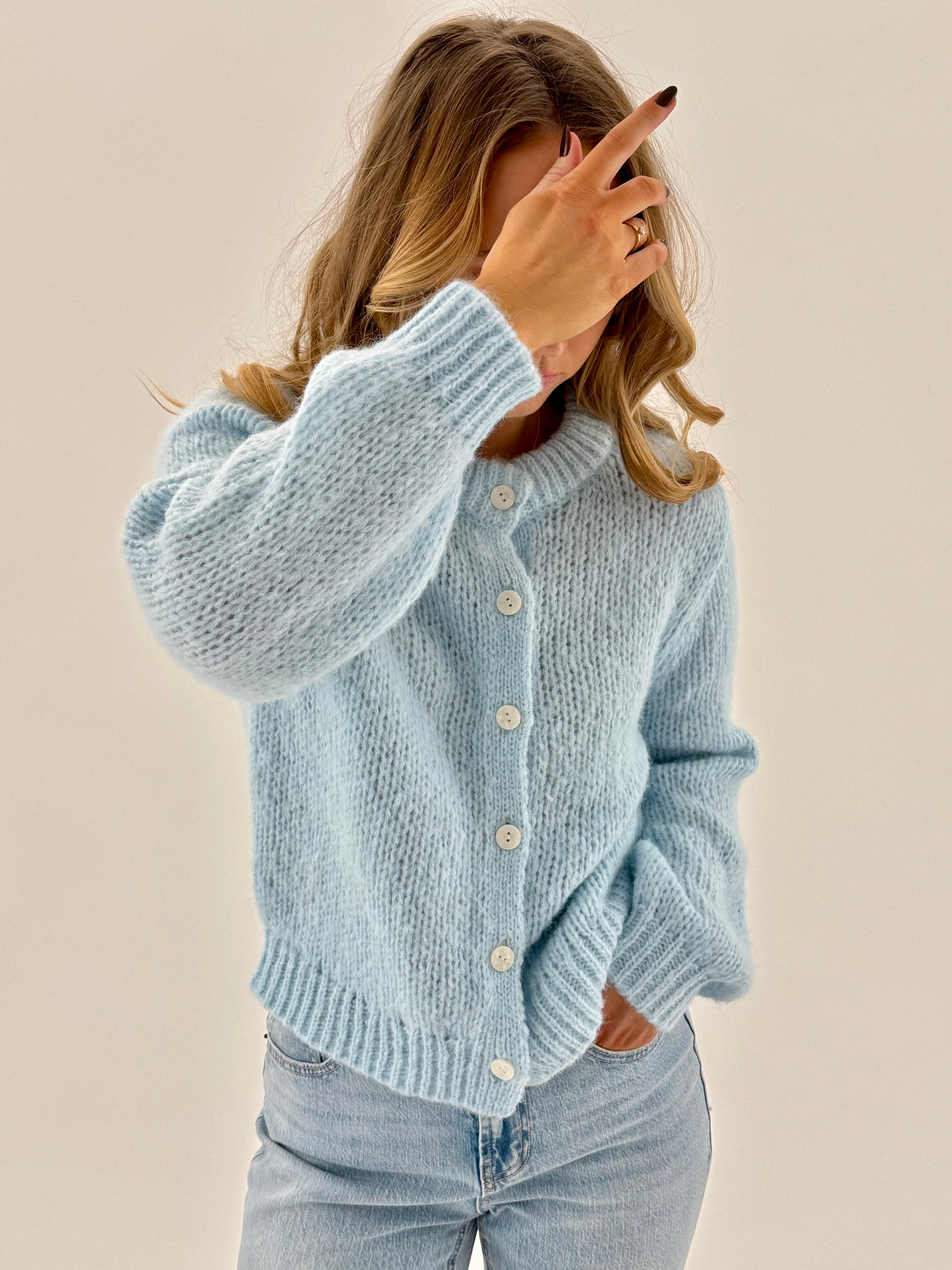 VMWILO Knit Cardigan - Nantucket Breeze